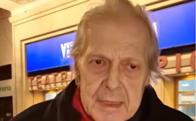 Vittorio Sgarbi ricoverato per una forte depressione: “Affronto una dura malattia, ho perso parecchi chili”