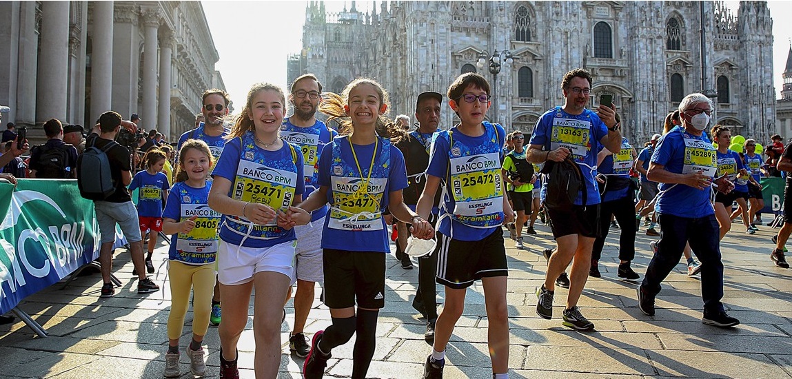 Milano – Torna la Stramilano (e la “Stramilanina”): festa per 62mila partecipanti. L’evento