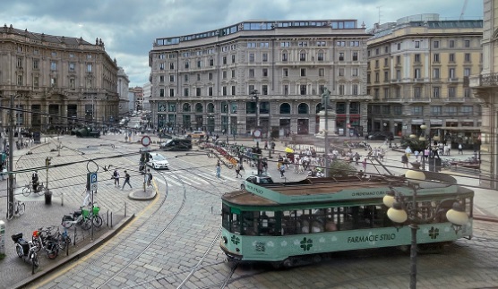 Milano – In Piazza Cordusio riapre la circolazione del trasporto pubblico: finalmente riparte il normale percorso INFO