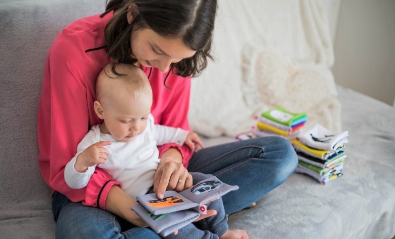 A Milano spopola una nuova professione: le ‘Nanny’, le Tate dei super-ricchi. Hanno un super stipendio: ecco la candidata ideale