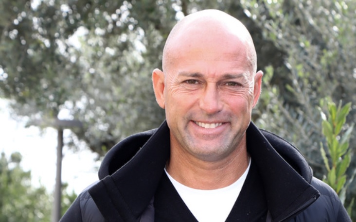 Milano – Bettarini denuncia: “Ho lasciato Milano dopo 2 rapine con pistola”. Il racconto