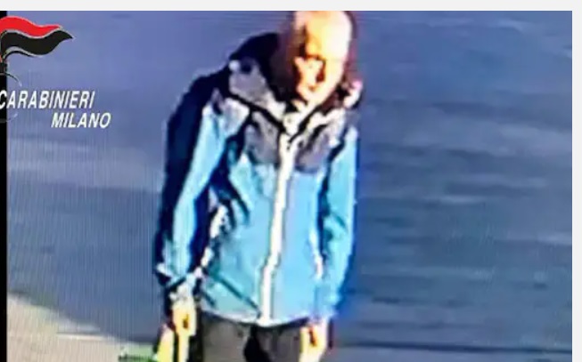 Milano – La folle confessione dell’aggressore di piazza Gae Aulenti: “Volevo colpire il potere economico, donna accoltellata a caso”