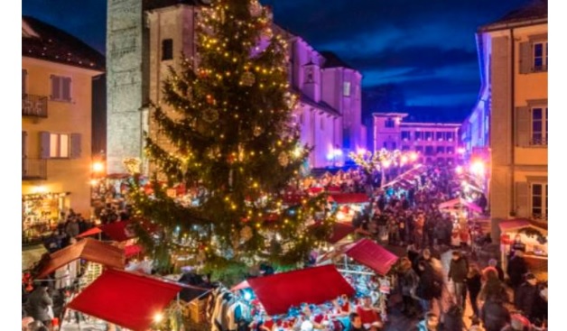 Vicino a Milano uno dei mercatini di Natale più belli d’Europa- Una perla, fra luci, colori e scorci mozzafiato