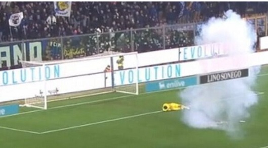 Inter, petardo conto il portiere Audero – La rabbia di Marotta: “Gesto assurdo”