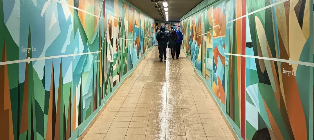 Milano- E’ più bello il sottopasso della stazione di Rogoredo: riqualificato con un progetto d’arte FOTO
