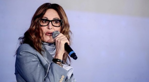 Il terremoto nel Governo continua – Si dimette anche Daniela Santanché: “Sono penalmente immacolata”