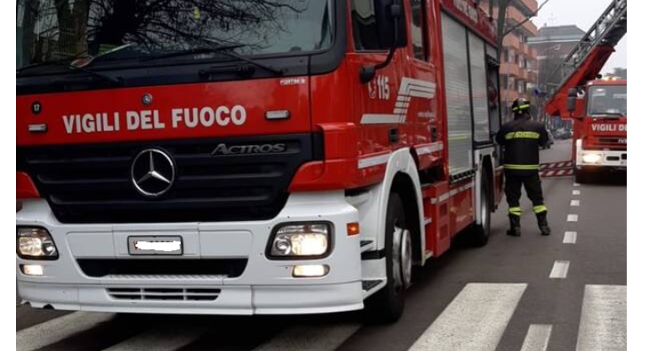 Milano – Paura in una scuola: 7 ragazzini si sentono male. Aule svuotate e soccorsi sul posto. Cosa è successo