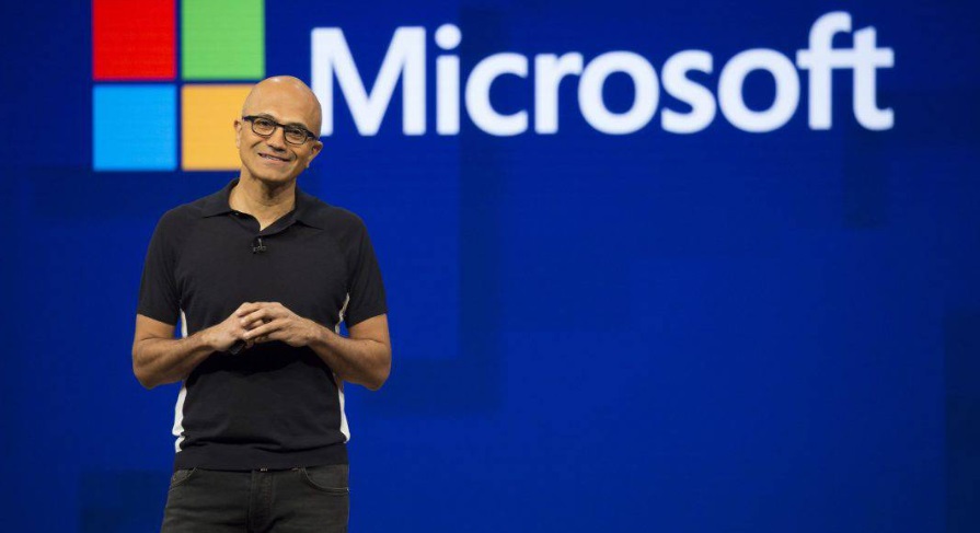 Microsoft costretta a rivedere gli obiettivi ‘green’. Colpa dell’Intelligenza Artificiale: “Consuma in modo esagerato”