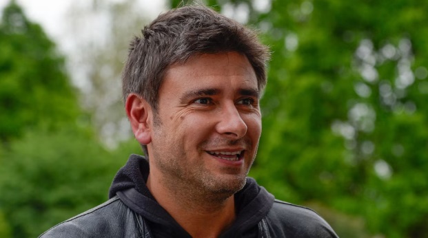 Di Battista ricoverato in gravi condizioni – Colpito da un malore a Cuba